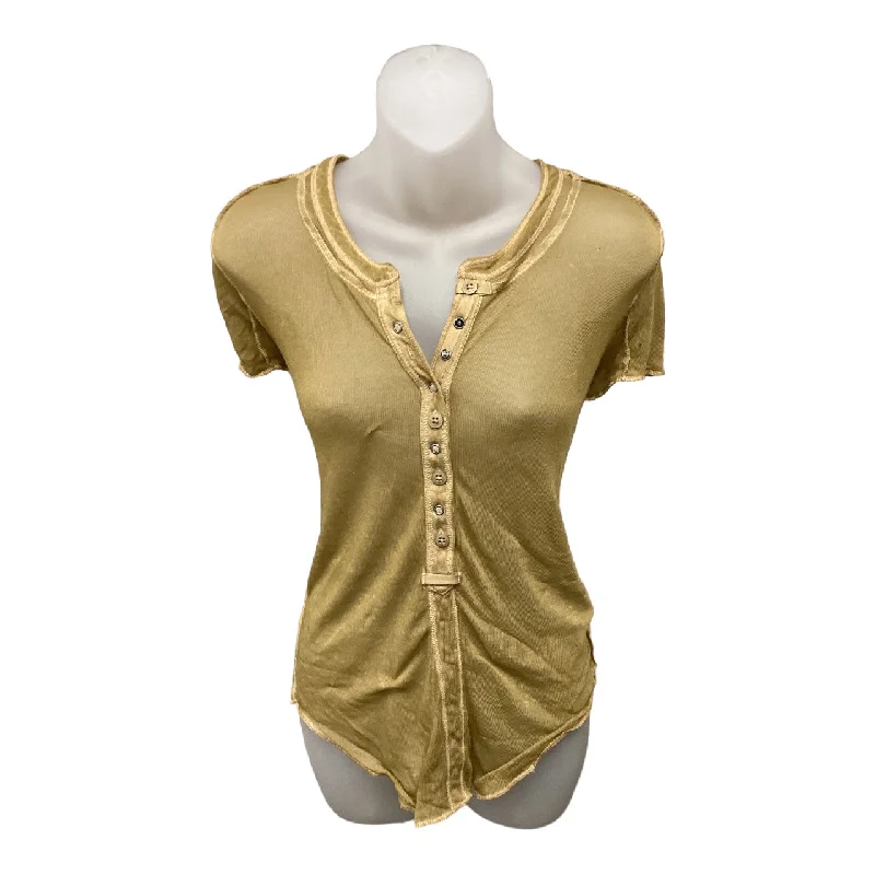 women's tops for those who want to invest in timeless piecesTop Short Sleeve By We The Free In Yellow, Size: S