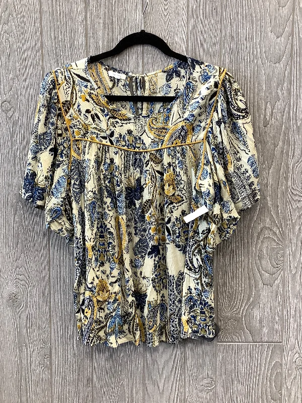 women's tops for those who seek both style and comfortTop Short Sleeve By Maurices In Blue & Yellow, Size: Xl