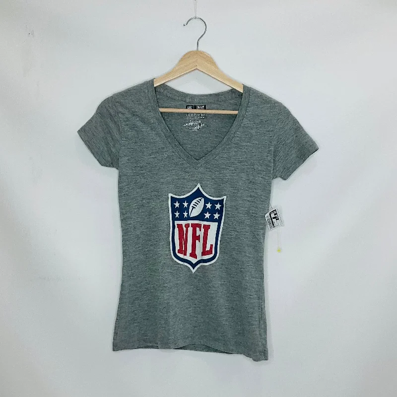 chic women's tops for everyday wearTop Short Sleeve Basic By Nfl In Grey, Size: S