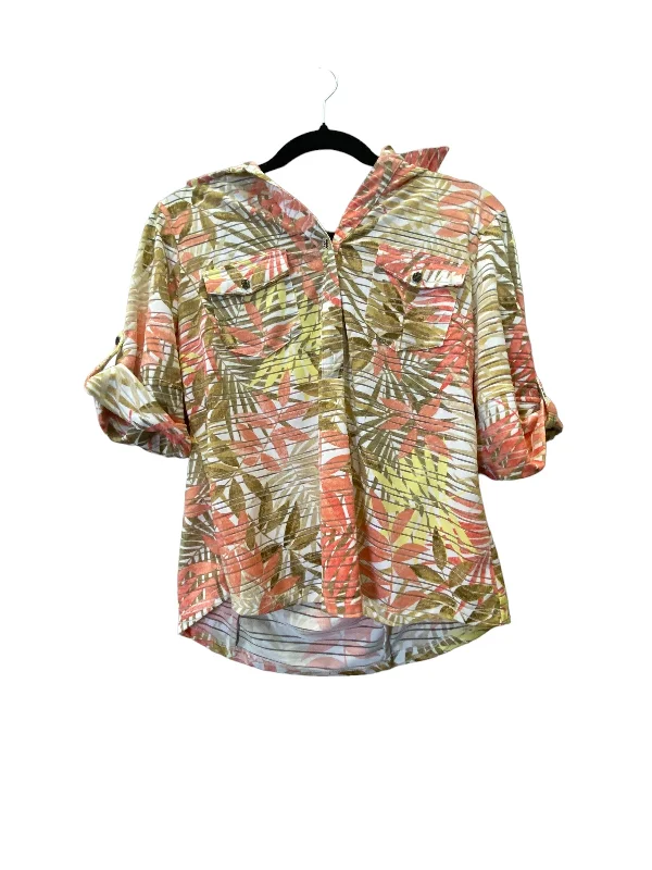 women's tops for mixing and matching with different bottomsTop Short Sleeve By Rebecca Malone In Floral Print, Size: Petite  M