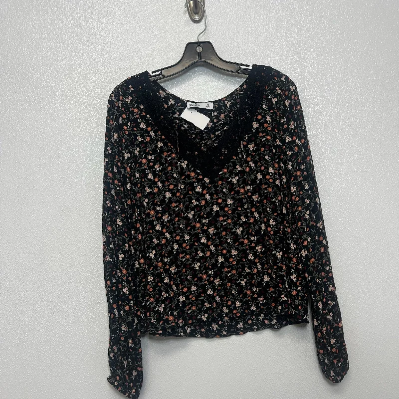 women's tops for those who want to wear pieces that are both functional and fashionableTop Long Sleeve By Hollister In Floral, Size: M