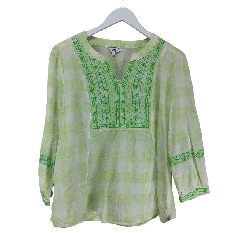 women's tops for those who want to add a pop of color to their outfitsTop Long Sleeve By Crown And Ivy In Green, Size: Xl