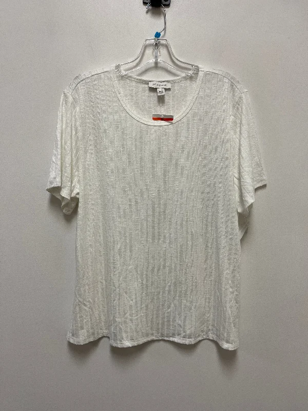 women's tops for those who seek both style and comfortTop Short Sleeve By Vintage America In White, Size: 2x